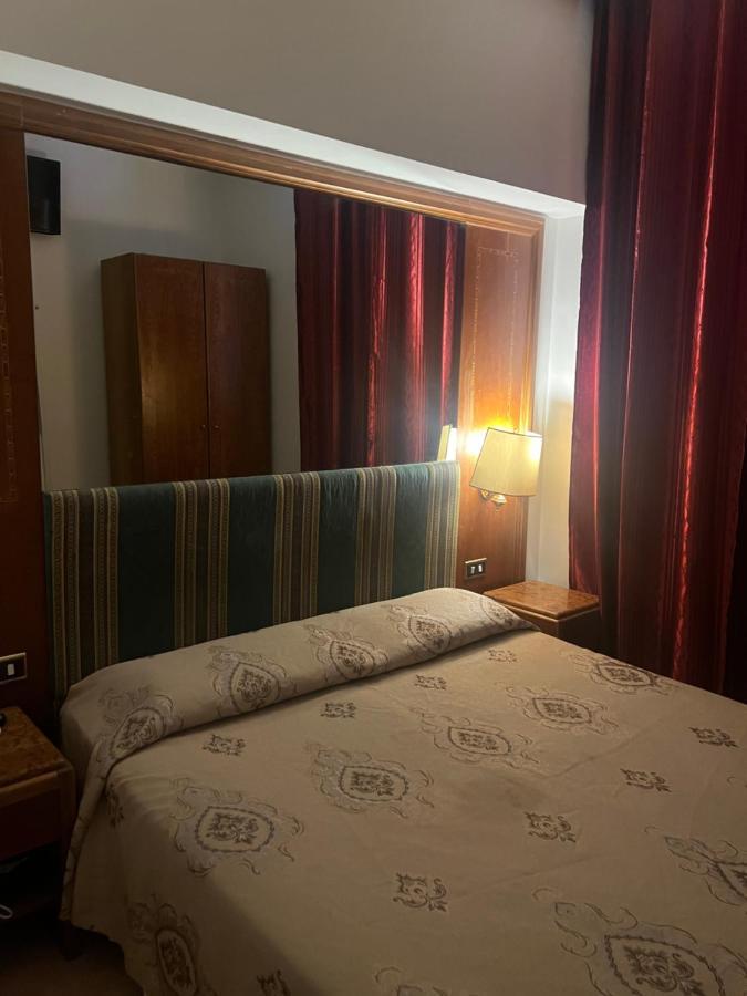 Terminal Guest House 24 Róma Kültér fotó